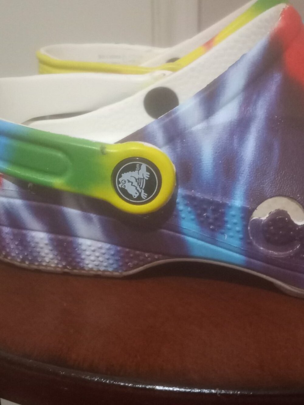 Crocs Clogs Unisex Baya, Tie-Dye, Multicolor Mens Size 5 / Womens Size 7 - Picture 4 of 12